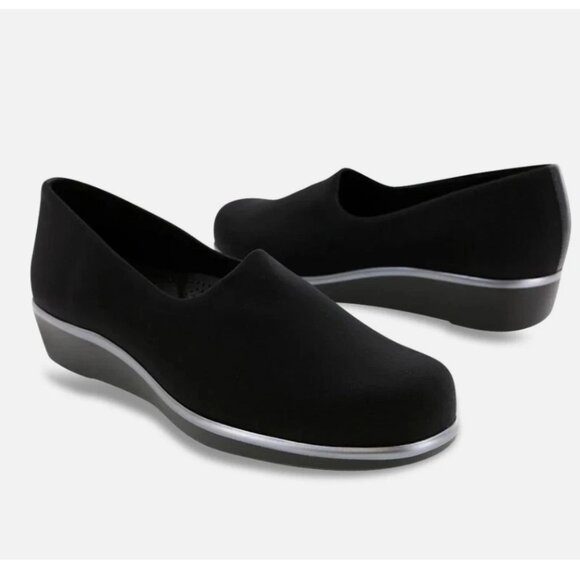 SAS Bliss Women's Tripad Slip on Wedges Shoes $145 in Black - Picture 1 of 12